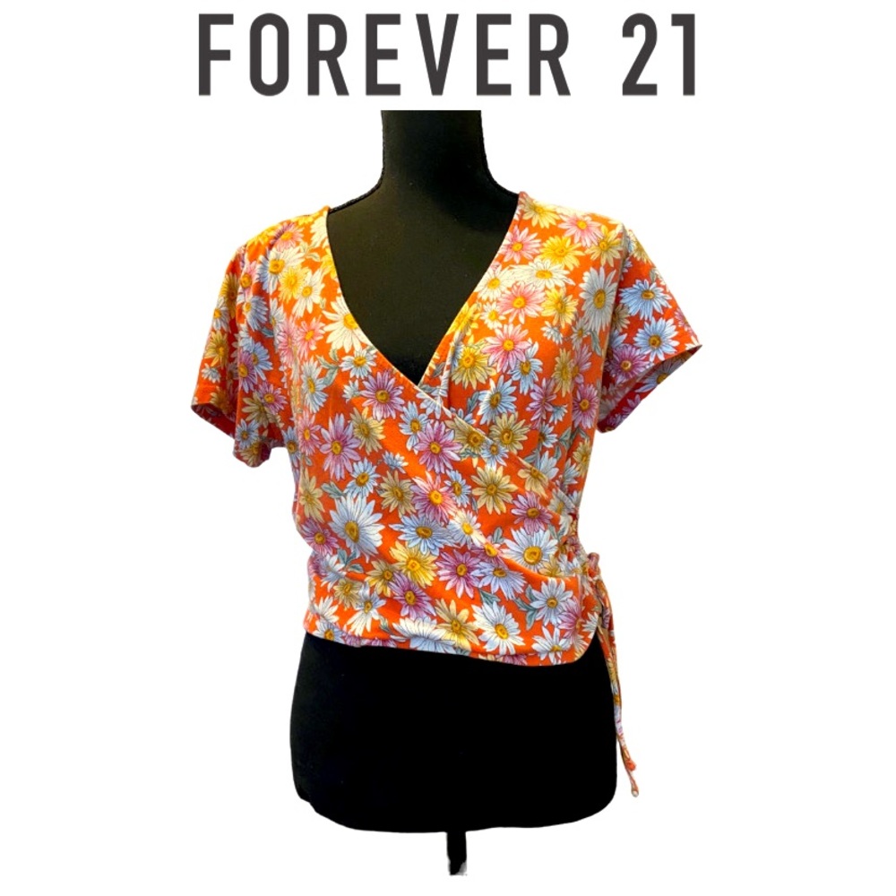 🌟🔥 BOGO Sale🔥🌟 Forever 21+ Floral Crop Top